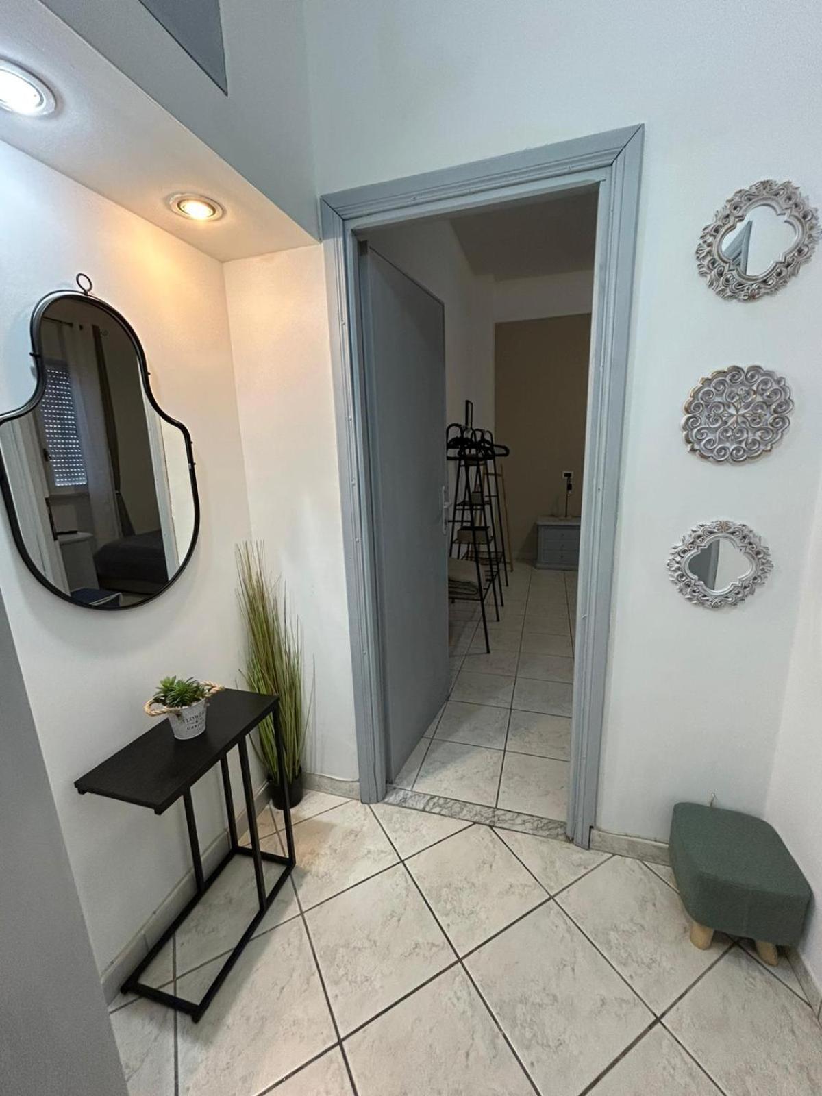 My Suite ฟีอุจจี ภายนอก รูปภาพ